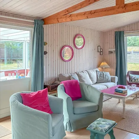 3 Bedroom Awesome In