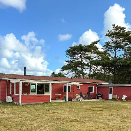 3 Bedroom Awesome In *