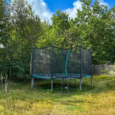 3 Bedroom Awesome In