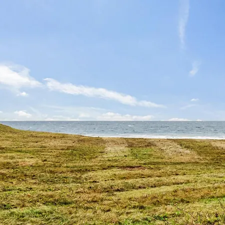 3 Bedroom Awesome In Prázdninový dům Gilleleje